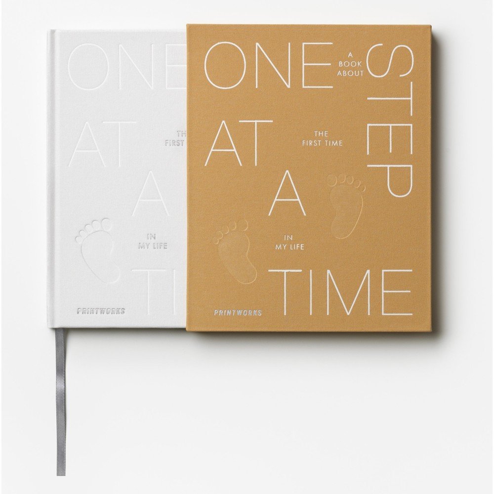 Babanapló 64 old. One Step at a Time: A Book About the First Time in My Life – Printworks